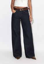 Carica l'immagine nel visualizzatore di Gallery, DR DENIM RHUE HIGH WIDE
