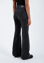 Carica l'immagine nel visualizzatore di Gallery, DR DENIM JEANS ELBA
