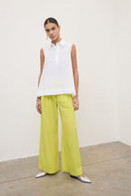 Carica l'immagine nel visualizzatore di Gallery, OTTOD'AME PANTALONE CON PINCE
