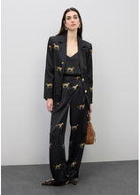 Carica l'immagine nel visualizzatore di Gallery, LOLA CASADEMUNT BLAZER SATINATO
