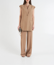 Carica l'immagine nel visualizzatore di Gallery, SEMICOUTURE GILET LORA
